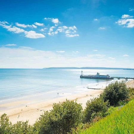 Spacious 4 Bed Rooms, Parking, Garden And Near Parks, Beaches And University Bornemouth Extérieur photo